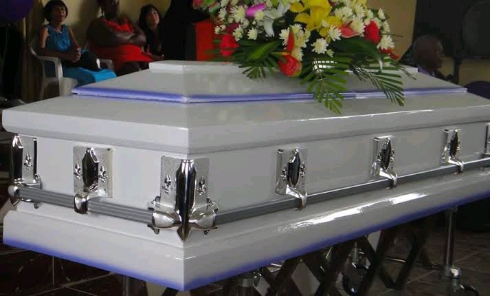 Drama!! Questions Arise As Ugandan Man Is Buried With 200 Million to Seek Forgivenes On Judgement Day