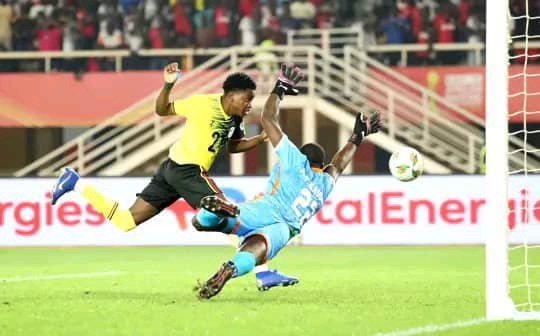 Video!! Chaos At Uganda – Niger Match As University Student Storms Pitch In Dramatic Protest Against This – See What Security Did To Him