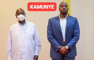 President Museveni Congratulates King Oyo on 30-Year Reign—But Playfully Asks: “Why Aren’t You Marrying?”