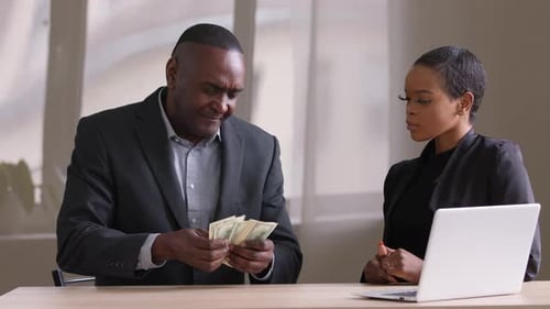Do You Want Your Man to Give You His Full Salary Every Month? Here’s the Secret That Works
